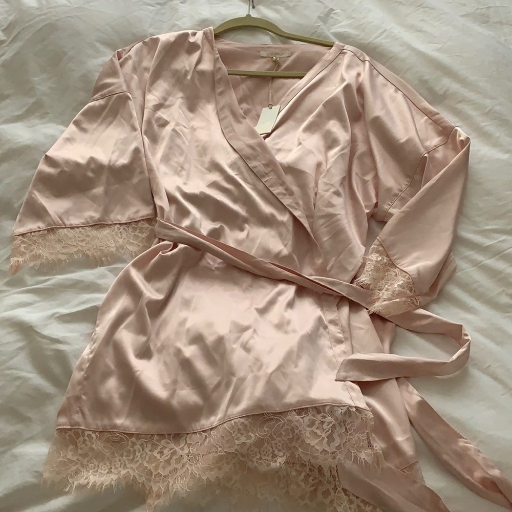 *NWT* Z Supply pink robe, sz M/L